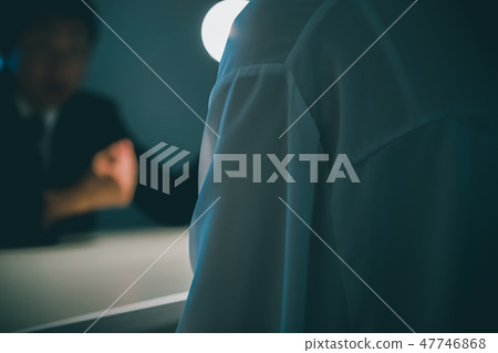 偵訊 偵查 問訊 47746868