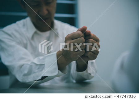 逮捕 罪犯 偵訊 47747030