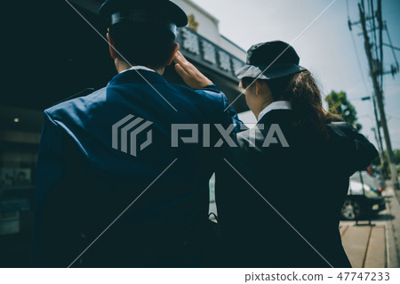 警察 男人 男 47747233