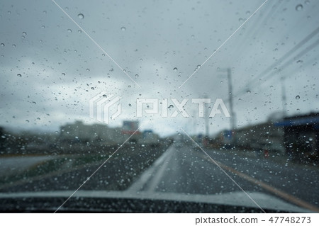 Windshield rain, water drops Windshield rain, water drops 47748273