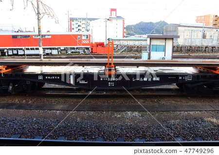 Rail transportation exclusive vehicle stopping at Yonago station (Okayama Train District Tiki 5200 type) 47749296