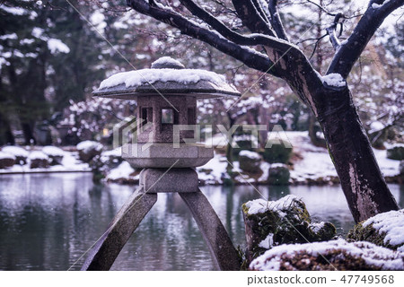 Kenrokuen的雪景 Kenrokuen的雪景 47749568