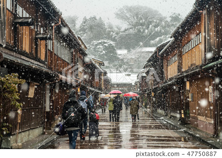 東茶屋街的遊客 東茶屋街的遊客 47750887