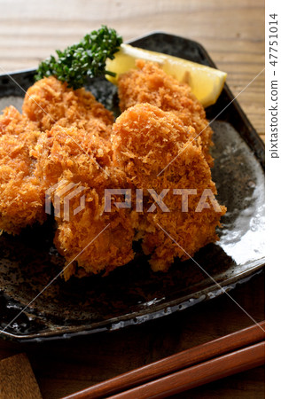 Deep fried oysters  47751014