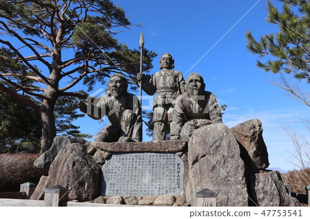 Kamigamigaoka聖神鵰像 47753541