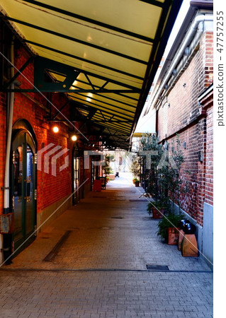 Fashionable Fashionable 47757255