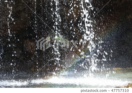 Rainbow of a waterfall (stop) 47757310
