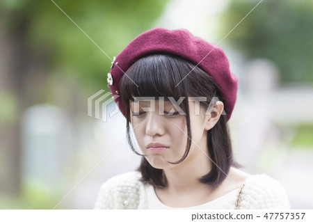 A girl who cries A girl who cries 47757357