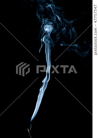 White smoke on black background White smoke on black background 47757547