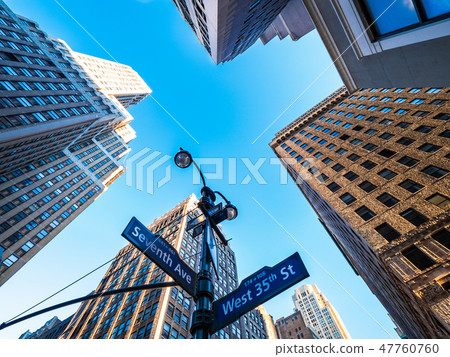 Urban landscape / skyscraper image New York 47760760