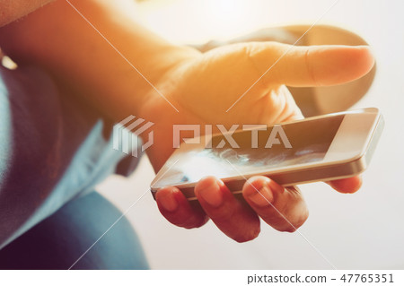 Using smartphone background Using smartphone background 47765351