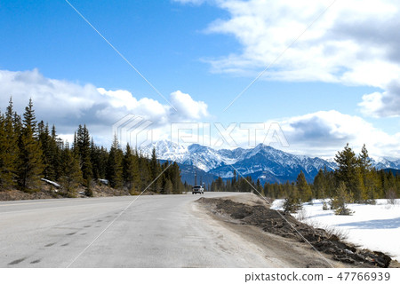 Winter Canadian · Rocky Road Kootonie · Highway Winter Canadian · Rocky Road Kootonie · Highway 47766939