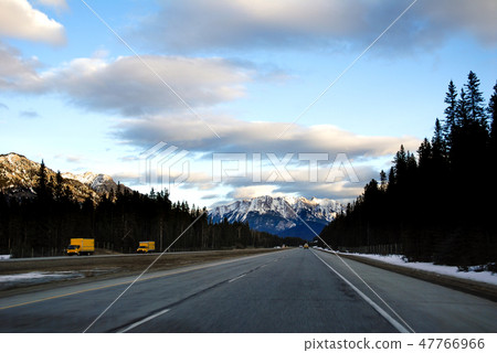 Winter Canadian · Rocky Evening Road 47766966