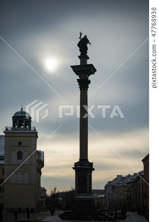 Warsaw Sigismund's Column in Castle Square in Poli Warsaw Sigismund's Column in Castle Square in Poli 47768938