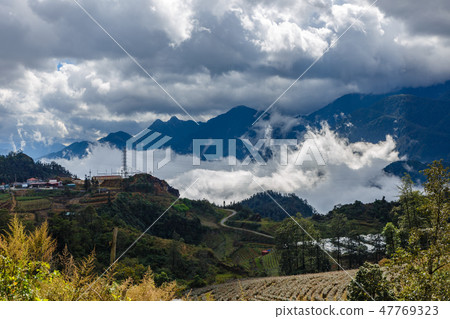 Sapa city in fog and clouds Sapa city in fog and clouds 47769323