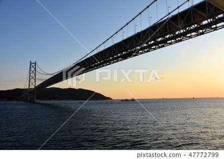 明石海峽大橋 47772799