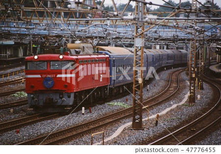 EF 81137 rubbing 47776455