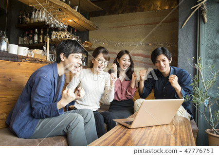 A man and a woman exciting at a cafe A man and a woman exciting at a cafe 47776751