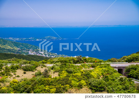 （靜岡縣）在初夏的伊豆天際線上您想要的熱海方向 47780678