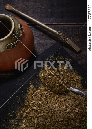 Yerba mate and calabash with bambilla. Yerba mate and calabash with bambilla. 47787813