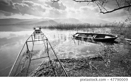Old Boat Under Water Old Boat Under Water 47790009