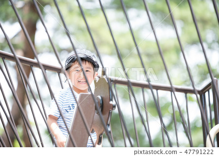 微笑男孩 微笑男孩 47791222