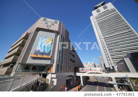 Looking at Tokyo cityscape landscape Korakuen station and Bunkyo Ward Office in Japan Looking at Tokyo cityscape landscape Korakuen station and Bunkyo Ward Office in Japan 47791901