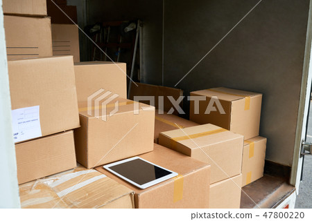 Delivery truck from the inside 47800220