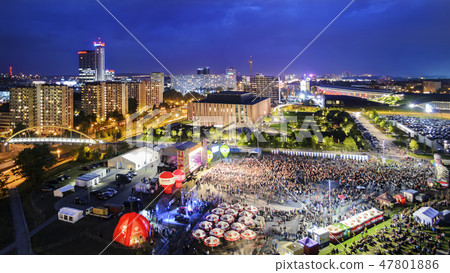 Panorama of Katowice at night during a concert  47801886