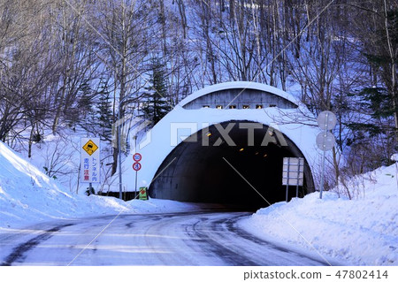 路標隧道滑動注意招牌 47802414