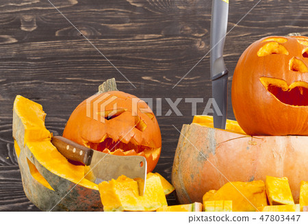 Old crumpled pumpkin Old crumpled pumpkin 47803447