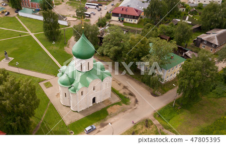Aerial view of Spaso-Preobrazhensky cathedral in Pereslavl-Zalessky Aerial view of Spaso-Preobrazhensky cathedral in Pereslavl-Zalessky 47805395