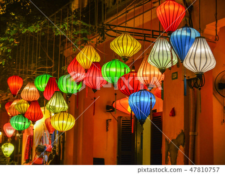 lighting up paper lanterns