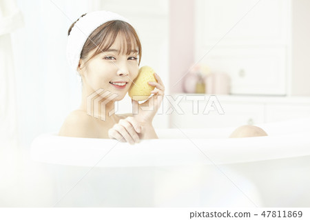 年輕女子，浴，淋浴，浴室 47811869