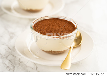 Tiramisu 47815154