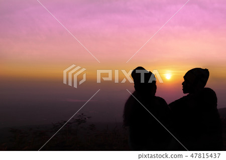 Silhouette images of men and women closer together Silhouette images of men and women closer together 47815437