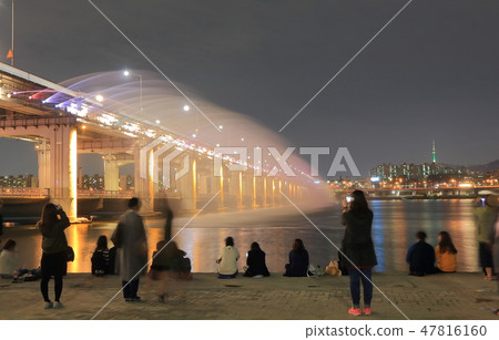 東圃橋噴泉在漢城，韓國 47816160