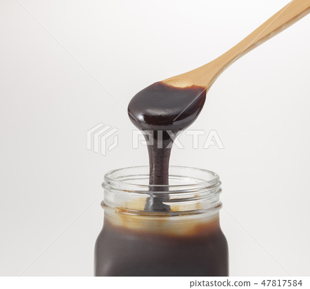 Black honey 47817584