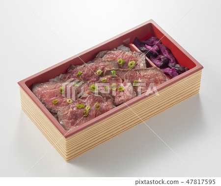 烤牛肉飯盒 47817595