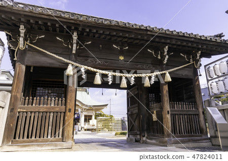 岡山岡山神社的同伴門 岡山岡山神社的同伴門 47824011