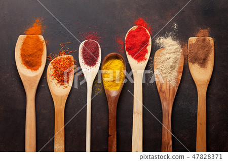 Set of various spices in spoons Set of various spices in spoons 47828371