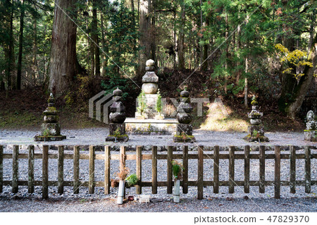 Koyasan Okunoin表參道豐臣家族墓 47829370