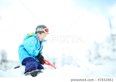 孩子們喜歡雪 47832861
