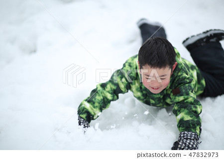 孩子們喜歡雪 孩子們喜歡雪 47832973