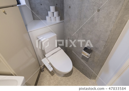 toilet toilet 47833584