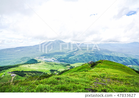 View of Tateshina and Shirakaba lake from Carshan Lift 47833627