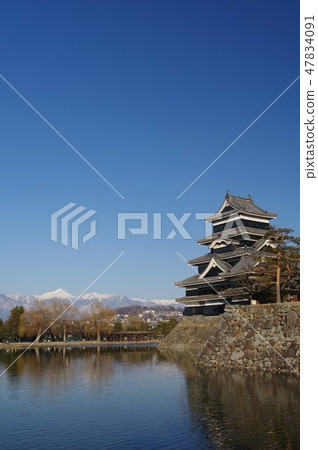 Shinshu National Treasure Matsumoto Castle in winter Northern Alps of the snowfall and the castle tower of the Warring States period Matsumoto Tourism Center Shinshu National Treasure Matsumoto Castle in winter Northern Alps of the snowfall and the castle tower of the Warring States period Matsumoto Tourism Center 47834091
