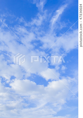 Cloud flying 47836684