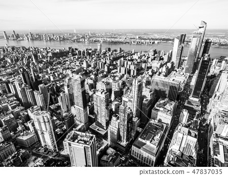 New York The streets of the Hudson River and Manhattan 47837035