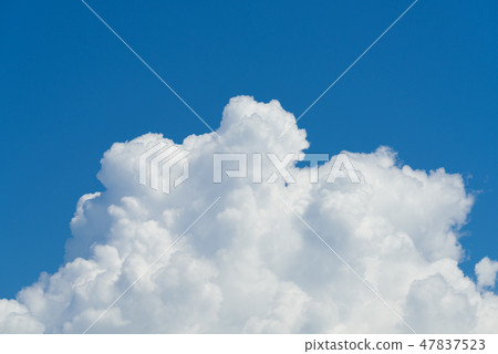 Big white cloud and blue sky background Big white cloud and blue sky background 47837523